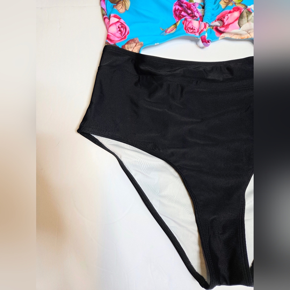 Cupshe Brynn Cutout Blue And Black Floral One Piece Swimsuit Size Large NwT - Picture 3 of 14